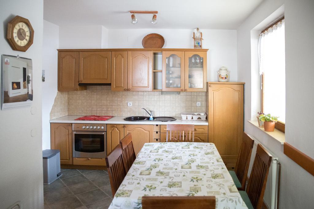 Apartma Smole كْرانْيِسكا غورا المظهر الخارجي الصورة